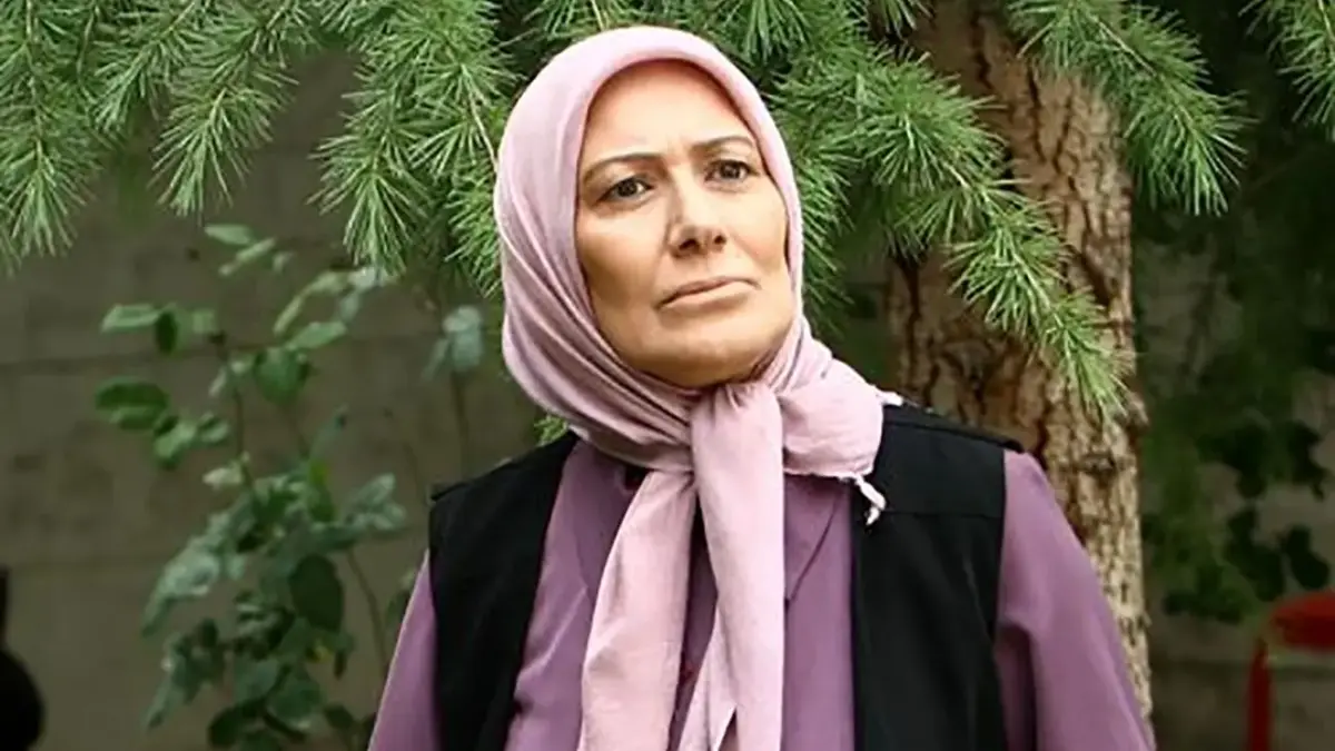 تصویری از اعلامیه ترحیم فریده صابری مریم سریال در قلب من منتشر شد