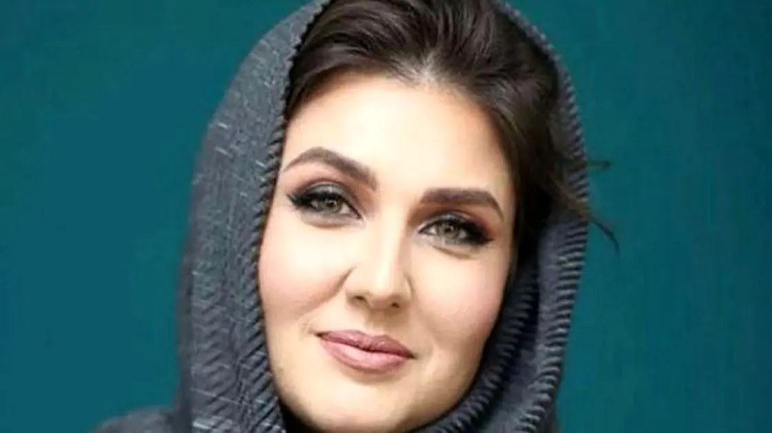 عکس| نگاهی به استایل متفاوت خانم بازیگران در حرم امام رضا(ع) - تصویر شاخص