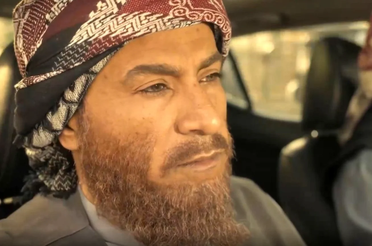 عکس| عبدالرضا نصاری با ظاهر عجیب در تهران دیده شد - تصویر شاخص