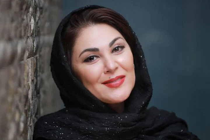شغل دوم باورنکردنی لاله اسکندری لو رفت/ کسی فکرش را هم نمی‌کرد خانم بازیگر اینجا کار کند! - تصویر شاخص
