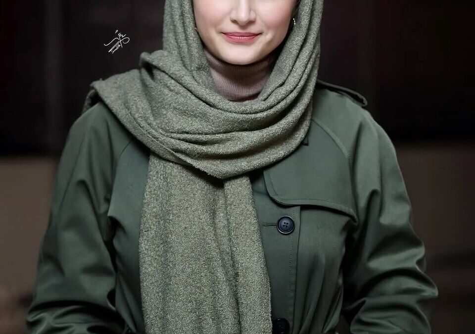 بیوگرافی الناز ملک بازیگر آیسان سریال سقوط/ رازهای زندگی شخصی خانم بازیگر را فاش کرد!