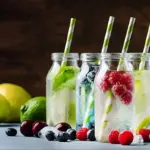 طرز تهیه ۳ نوشیدنی تابستانی زیر ۱۰۰ کالری برای روزهای گرم