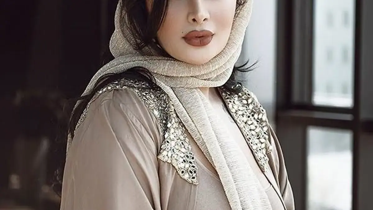 حضور جنجالی دنیا جهانبخت در مراسم عزاداری کربلا + عکس