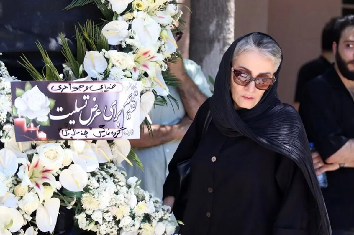 تصاویر| وداع باشکوه با شهرزاد جواهری در خانه ابدی هنرمندان؛ هنرمندان سرشناس در مراسم حضور یافتند - تصویر شاخص