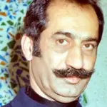 تصویر نادر و دیده‌نشده داریوش فروهر در میدان بهارستان سال ۱۳۲۹ که شما را به تهران قدیم می‌برد!