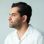آهنگ رضا بهرام به نام چه دیدنی بود این جاده / من موندم اینجا تنها….