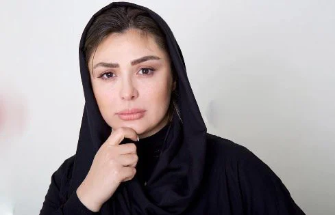 نیوشا ضیغمی پای دیگ نذری امام حسین + بیوگرافی - تصویر شاخص