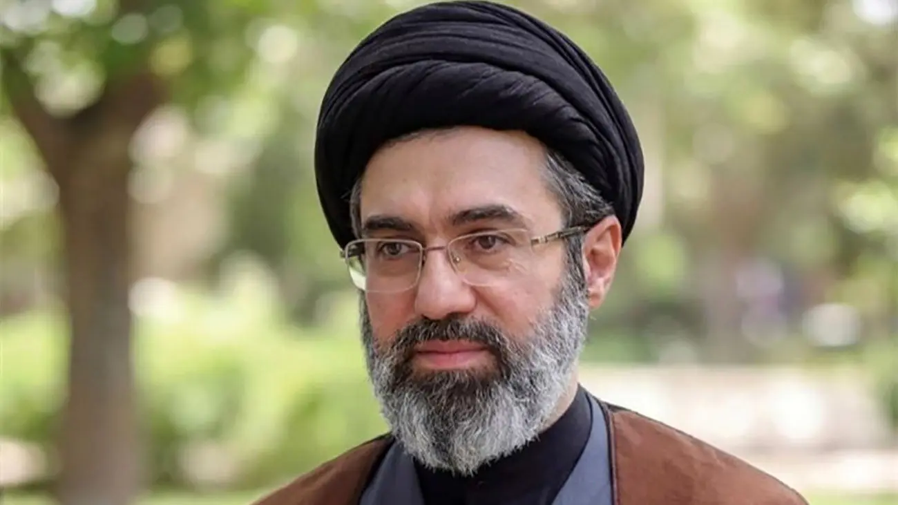 عکس| آیت الله سیدمجتبی خامنه ای در مکانی باورنکردنی - تصویر شاخص