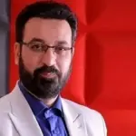 فرزاد جمشیدی مجری صداوسیما کیست؟ / ماجرای بازگشت به تلویزیون و مرگ آقای مجری