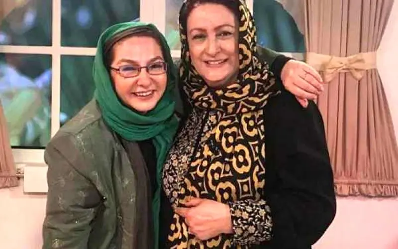 لاله صبوری کنار دوست هنرمندش
