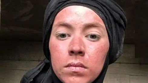 نیلوفر رجایی‌فر با لباس عروس / خانم بازیگر کلینیک رویا  ۹ سال پس از درخشش در پایتخت چه تغییراتی داشت؟ - تصویر شاخص