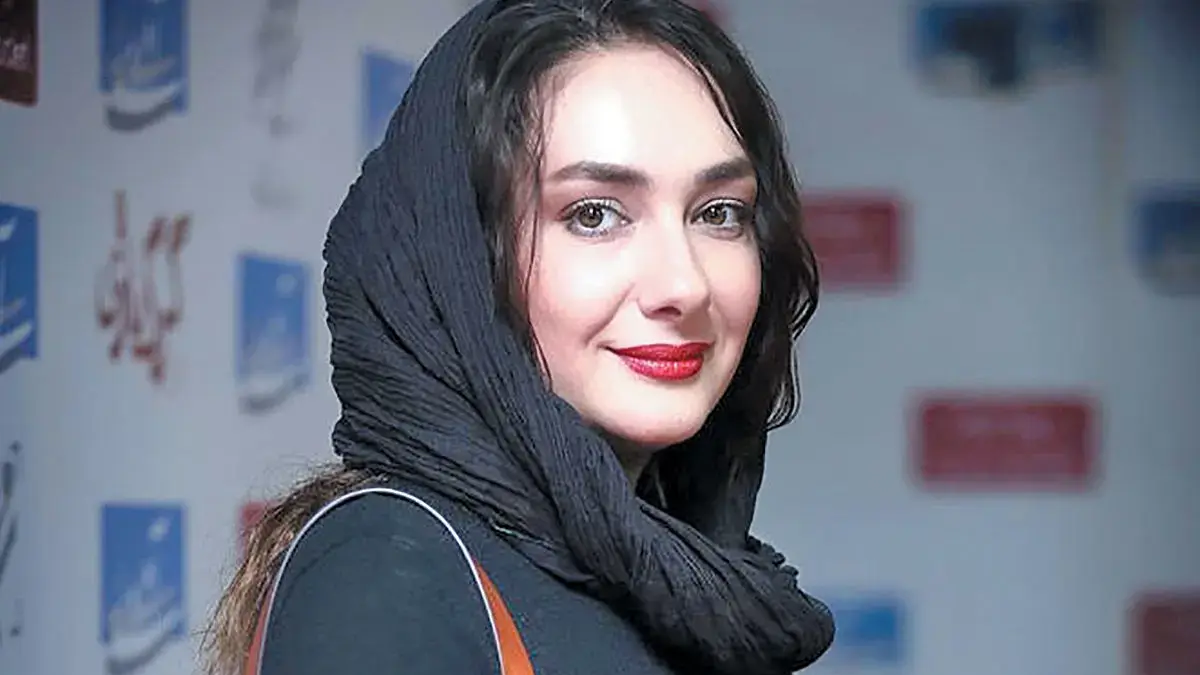 ژست شگفتانگیز هانیه توسلی و محسن تنابنده در پشتصحنه سریال «ابله» که همه را حیرتزده کرد!