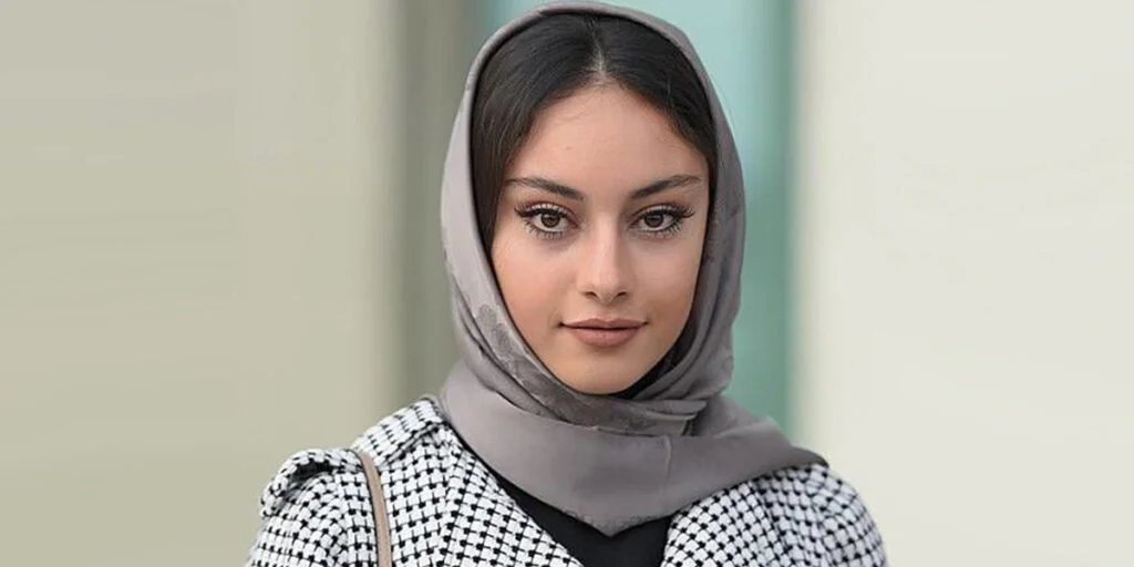 تصاویر| فوتوشات‌های جدید ترلان پروانه با نورپردازی دراماتیک