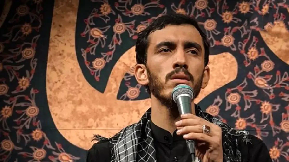 دانلود مداحی مهدی رسولی که از وفاداری حضرت عبدالله‌ بن‌حسن (ع) تا شهادت ماکان نصیری روایت می‌کند! - تصویر شاخص