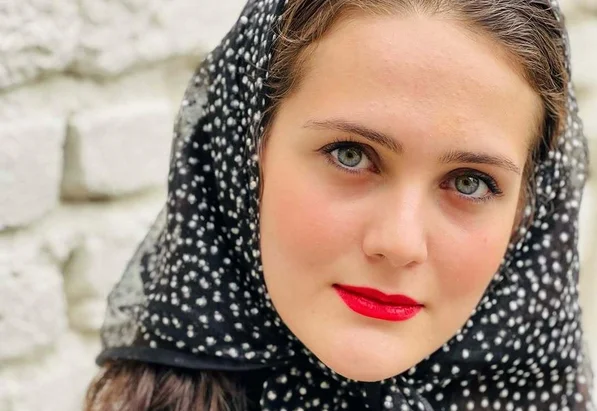 بیوگرافی نگار بابایی بازیگر چشم آبی سینما + عکس خصوصی - تصویر شاخص