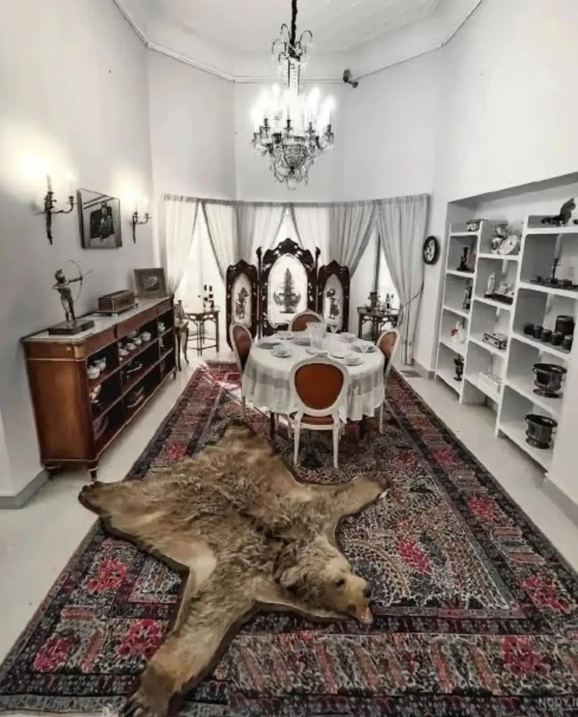 خانه گوگوش در نیاوران