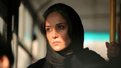 پریناز ایزدیار چگونه یک شبه موهایش سفید شد؟ داستان واقعی پشت پرده نقش مهناز در «زن و بچه»