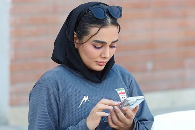 استوری| شکیبا شفیعی با استایل کاملا مشکی در مراسم پایان فصل تیم‌های زنان استقلال - تصویر شاخص