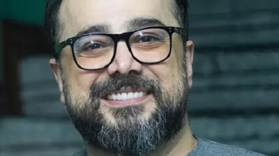 بیوگرافی سپند امیرسلیمانی ؛ رازهای زندگی و جدایی تلخ از همسر اولش که نمی‌دانستید! - تصویر شاخص
