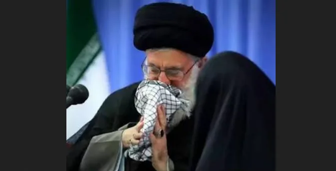 شغل واقعی سیده بشری حسینی خامنه‌ای چه بود؟ معلمی که پشت پرده فعالیت‌های فرهنگی‌اش را نمی‌دانید! - تصویر شاخص