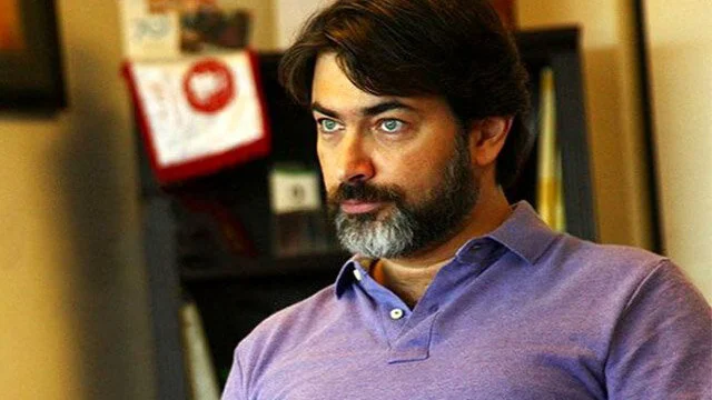 نگاهی به ۱۵ سال پیش؛ چهره و استایل پارسا پیروزفر و نگار جواهریان در فیلم تحسین‌شده «اینجا بدون من»