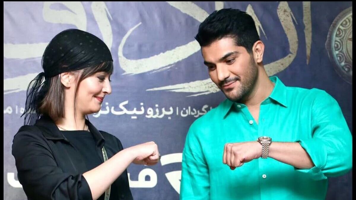 پردیس احمدیه در استوری اینستاگرام؛ وعده ادامه راه رهبر شهید انقلاب با اشک و ایمان
