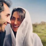 تیپ خاص سمانه پاکدل و هادی کاظمی در مسافرت/ زوج هنرمند طنز سینما در قلب شیراز دیده شدند!