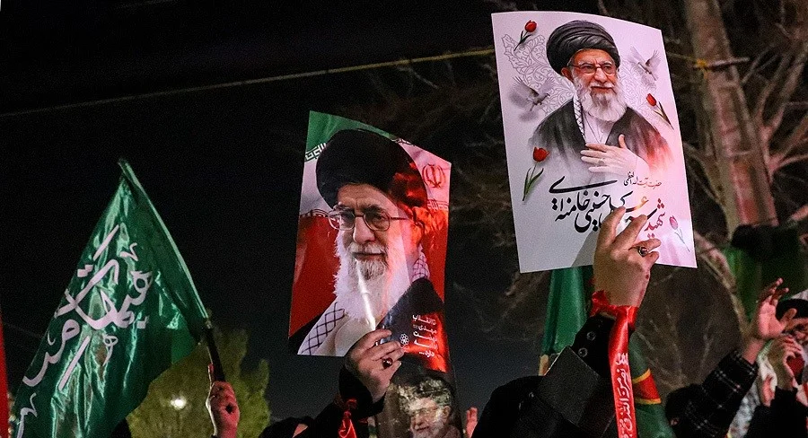 پیام پرمعنای سردار قاآنی درباره تشییع تاریخی رهبر شهید در عراق که جهان را تکان داد! - تصویر شاخص