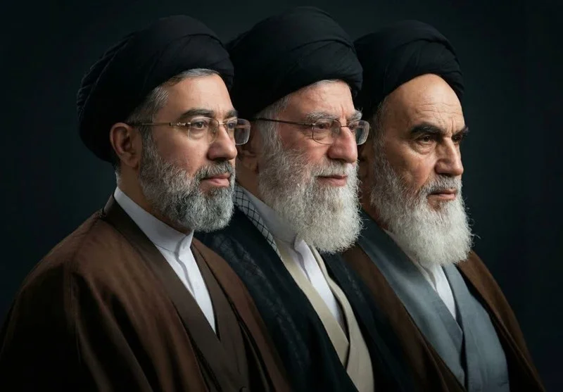 عکس| اولین تصویر تازه و رسمی از آیت‌الله سیدمجتبی خامنه‌ای منتشر شد!