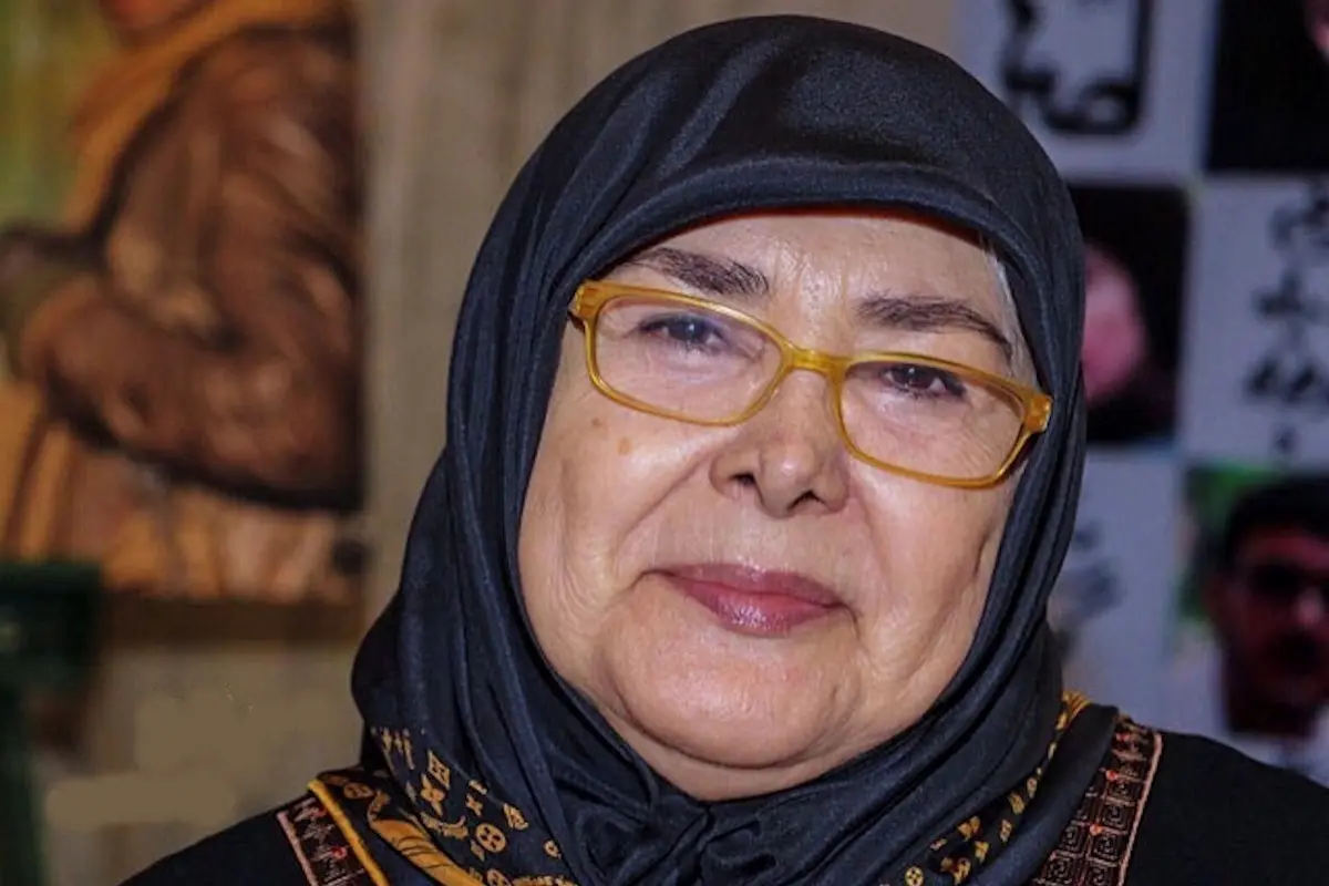 آفرین عبیسی