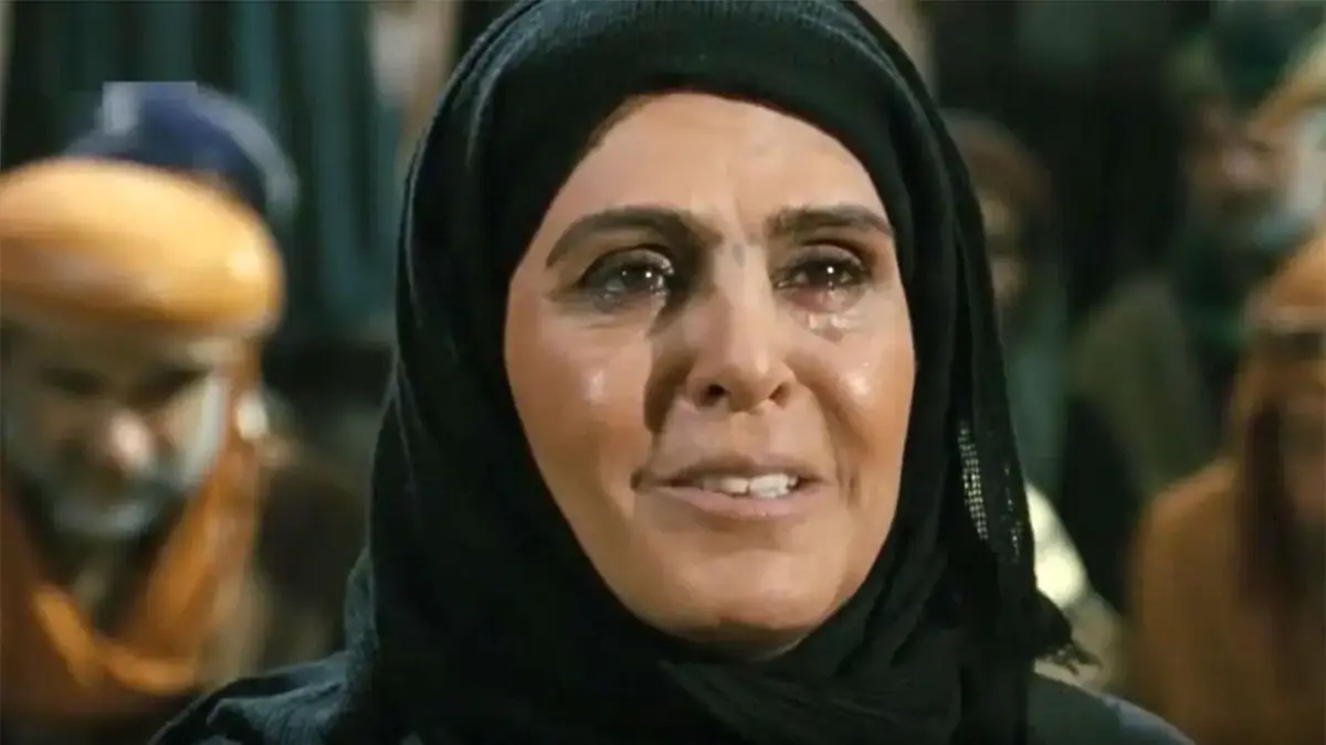 عکس صمیمی و کمتر دیده شده از بهروز وثوقی و آهو خردمند بازیگر سریال مختارنامه در سال ۱۳۵۷