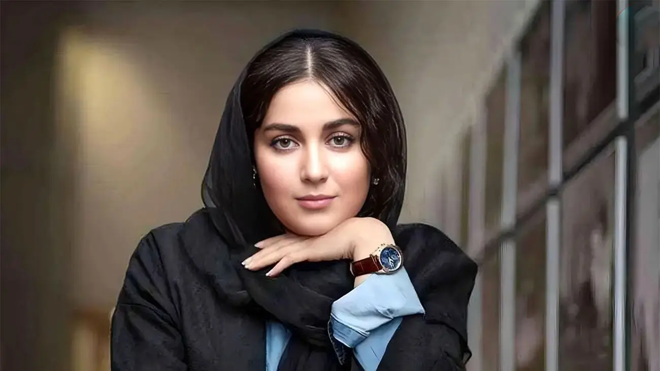 عکس| چهره جوان و جذاب افسانه پاکرو بازیگر فیلم رویای خیس در ۴۳ سالگی - تصویر شاخص