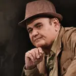 ویدئویی دیده نشده از رقص پرانرژی و ترکی اکبر عبدی در جمع بازیگران