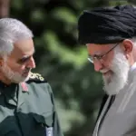 تصویر نایاب و خصوصی دیدار سردار سلیمانی با رهبر انقلاب در سال ۹۳؛ لحظه‌ای که کمتر دیده شده است!