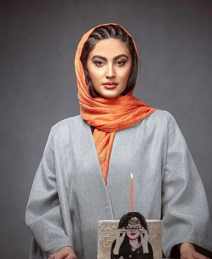 مریم مومن