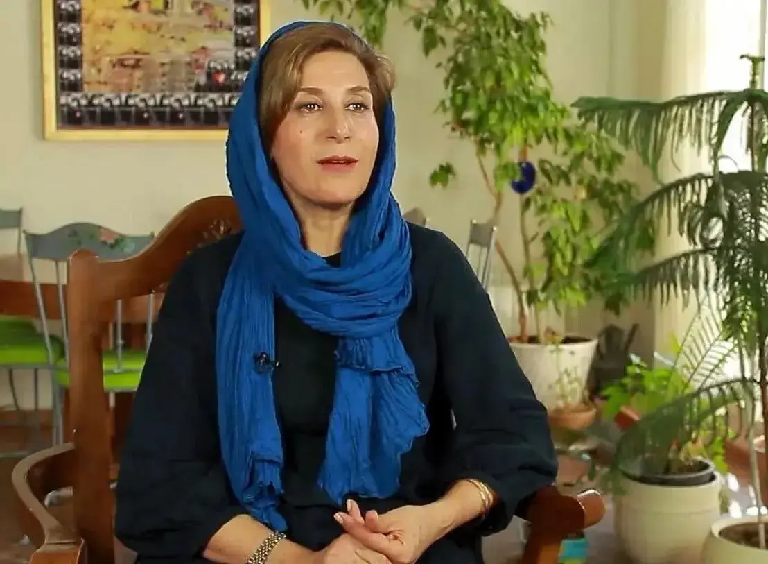 سفر بی‌نظیر در زمان با عکس نایاب فاطمه معتمدآریا در تئاتر سال ۵۹! - تصویر شاخص