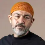 استوری| واکنش دیدنی مهران غفوریان به استوری محسن چاوشی درباره رهبر شهید