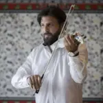 بیژن مرتضوی؛ نخستین هنرمند ایرانی در فینال جام جهانی کنار بزرگان موسیقی جهان!