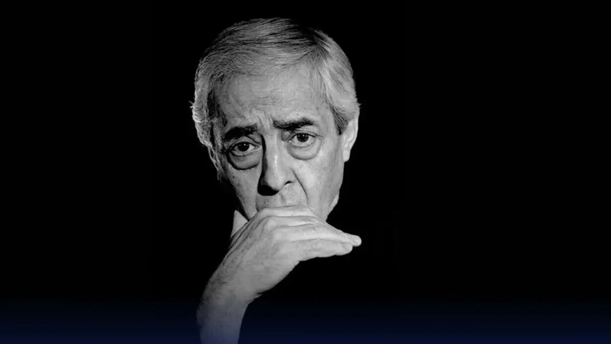 بیوگرافی احمدرضا احمدی؛ شاعرِ پنجره‌نشین که جهان را به سبک خاص خود دید