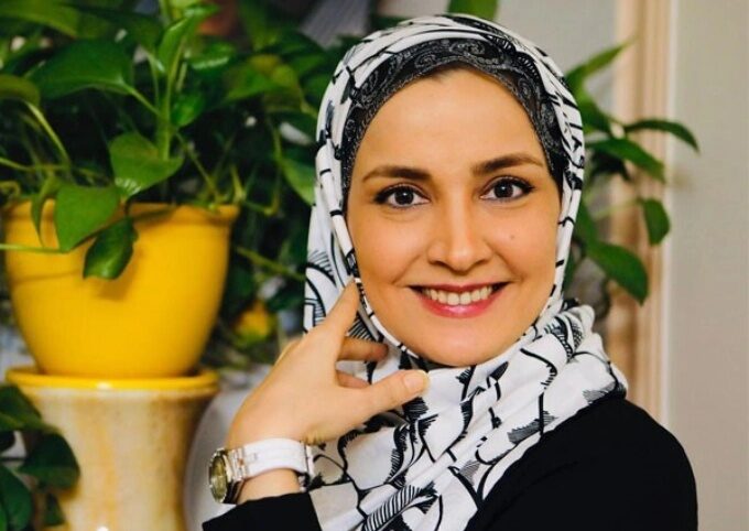پیام رعب‌آور برای آزاده آل‌ایوب مجری محبوب کودک/ «خاله نرگس» قربانی اسیدپاشی می شود؟ - تصویر شاخص