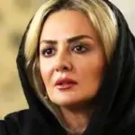 عکس| بیتا سحرخیز با استایل کژوال و موهای بلوند در خیابان‌