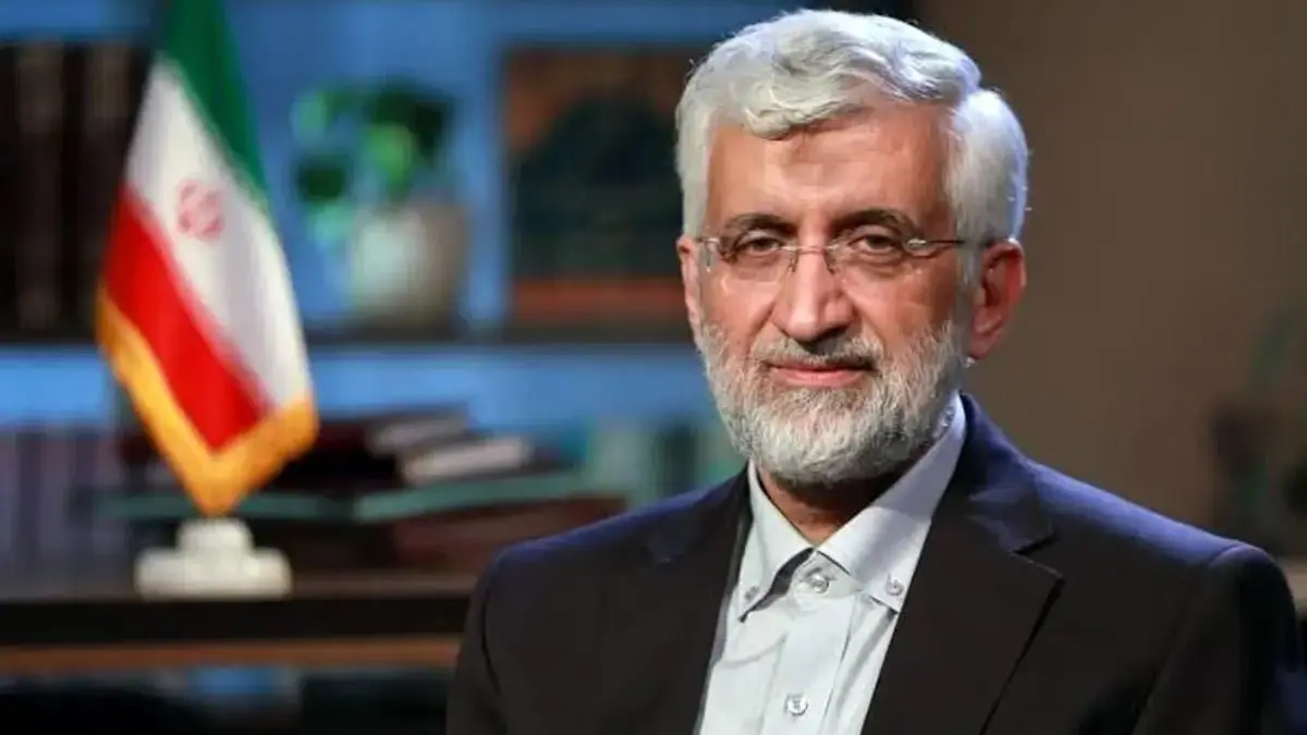 لحظهای صمیمی با سعید جلیلی در خیابان شهید بهشتی که همه را متحیر کرد!