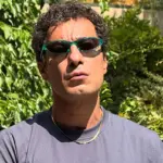 تی‌شرت جدید نوید محمدزاده با نوشته صورتی خبرساز شد + عکس