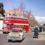 سفر به تهران قدیم؛ اتوبوس دوطبقه پارک رویال در خیابان جمهوری سال ۱۳۳۹