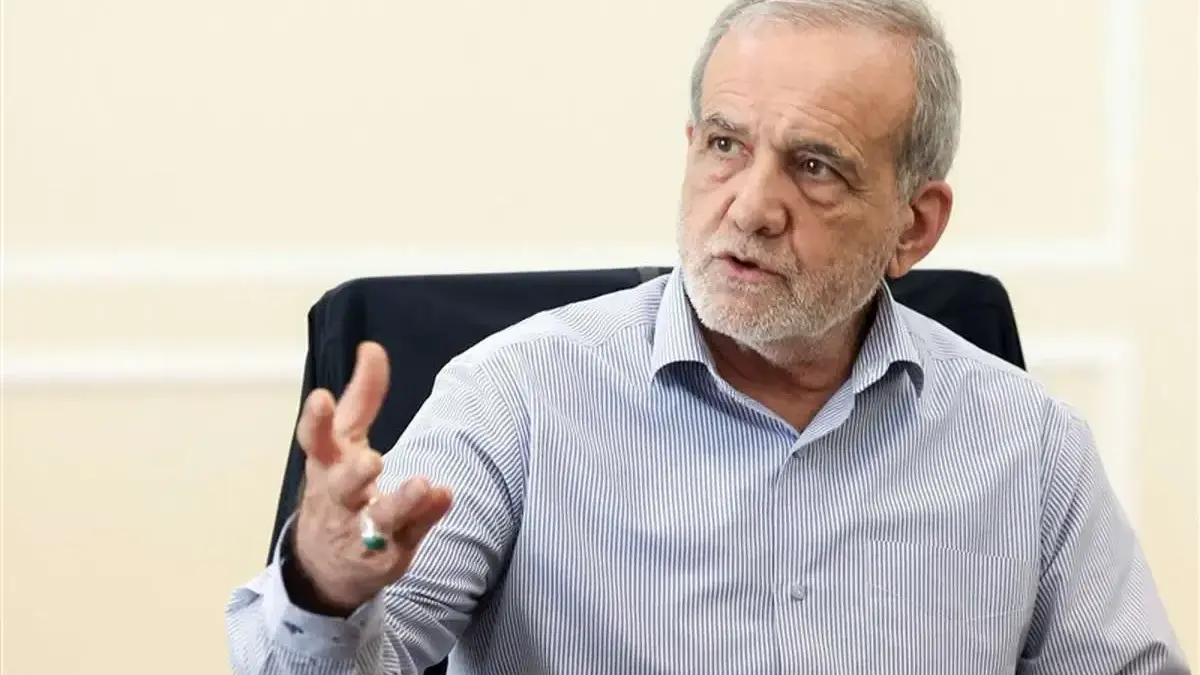 حمله تند کیهان به پزشکیان: انتقاد شما صداوسیما را به هدف دشمن تبدیل کرد!