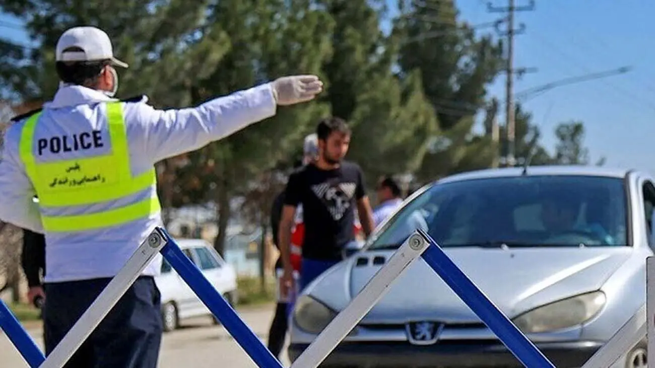 جاده چالوس و آزادراه تهران-شمال ناگهان یکطرفه شد؛ ترافیک سنگین نفس‌ها را بند آورد! - تصویر شاخص