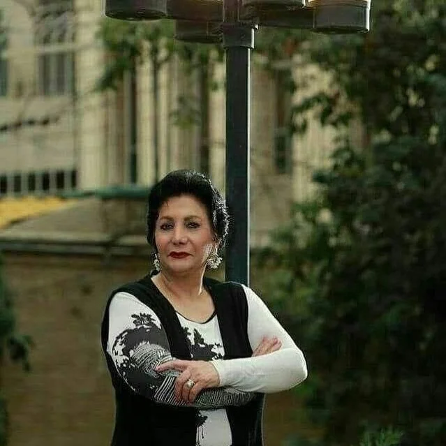 پروا، خواننده