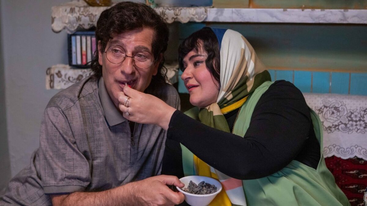 اولین تصویر از نعیمه نظام‌دوست و رامین ناصرنصیر در «عموی بچه‌ها»