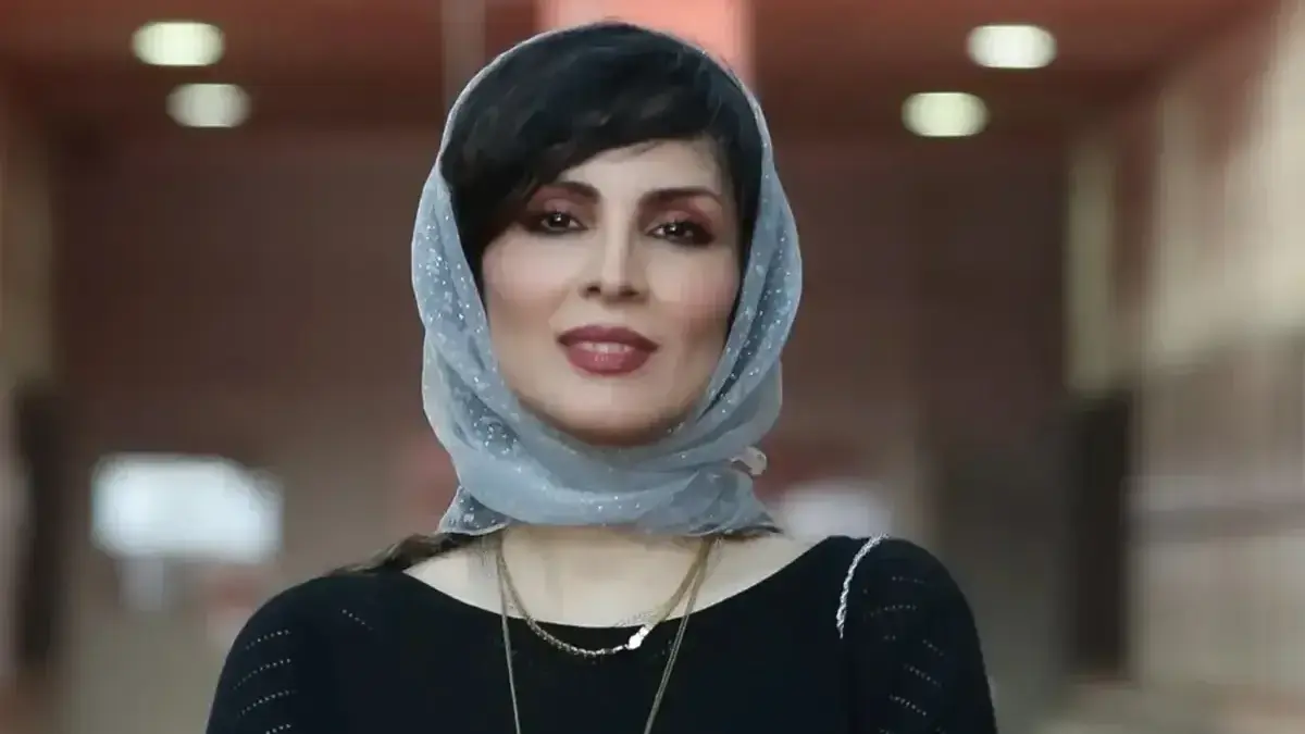 استایل خاص و جذاب آرزو تاج‌نیا در اکران «سگمار» همه را شگفت‌زده کرد!
