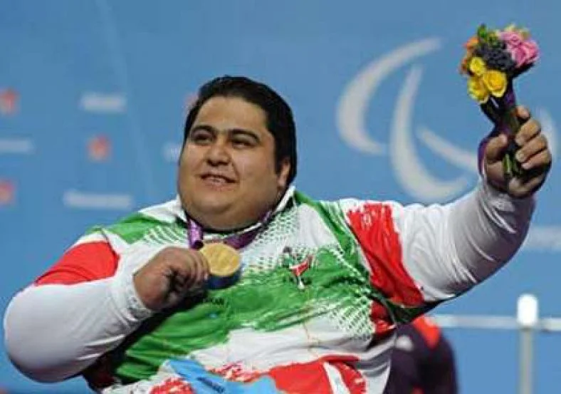 بیوگرافی سیامند رحمان قهرمان پارالمپیک و جهان + علت مرگ و معلولیتش